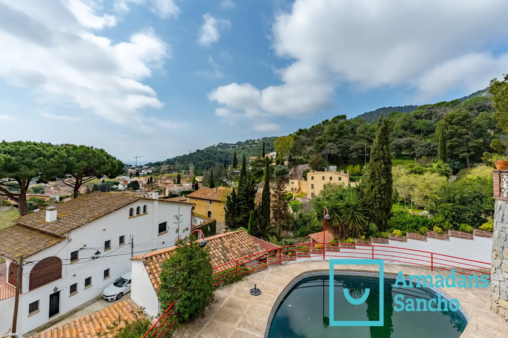 Exterior view of Houses for sale in Premià de Dalt  with Heating, Private garden and Terrace