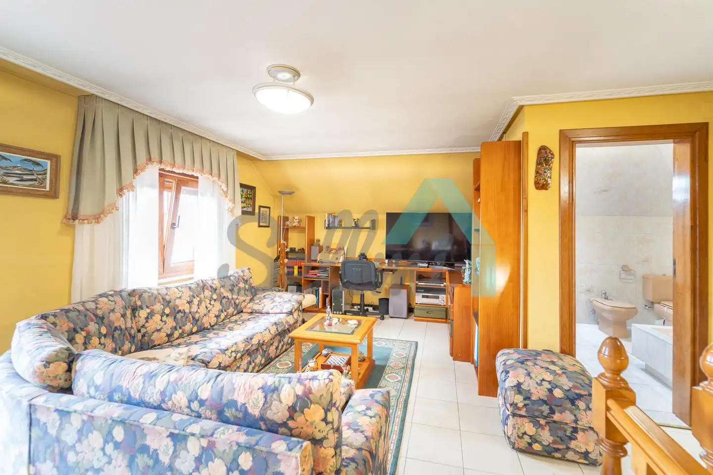 Houses for sale in Camíno De Castañéu, Viella - Granda - Meres