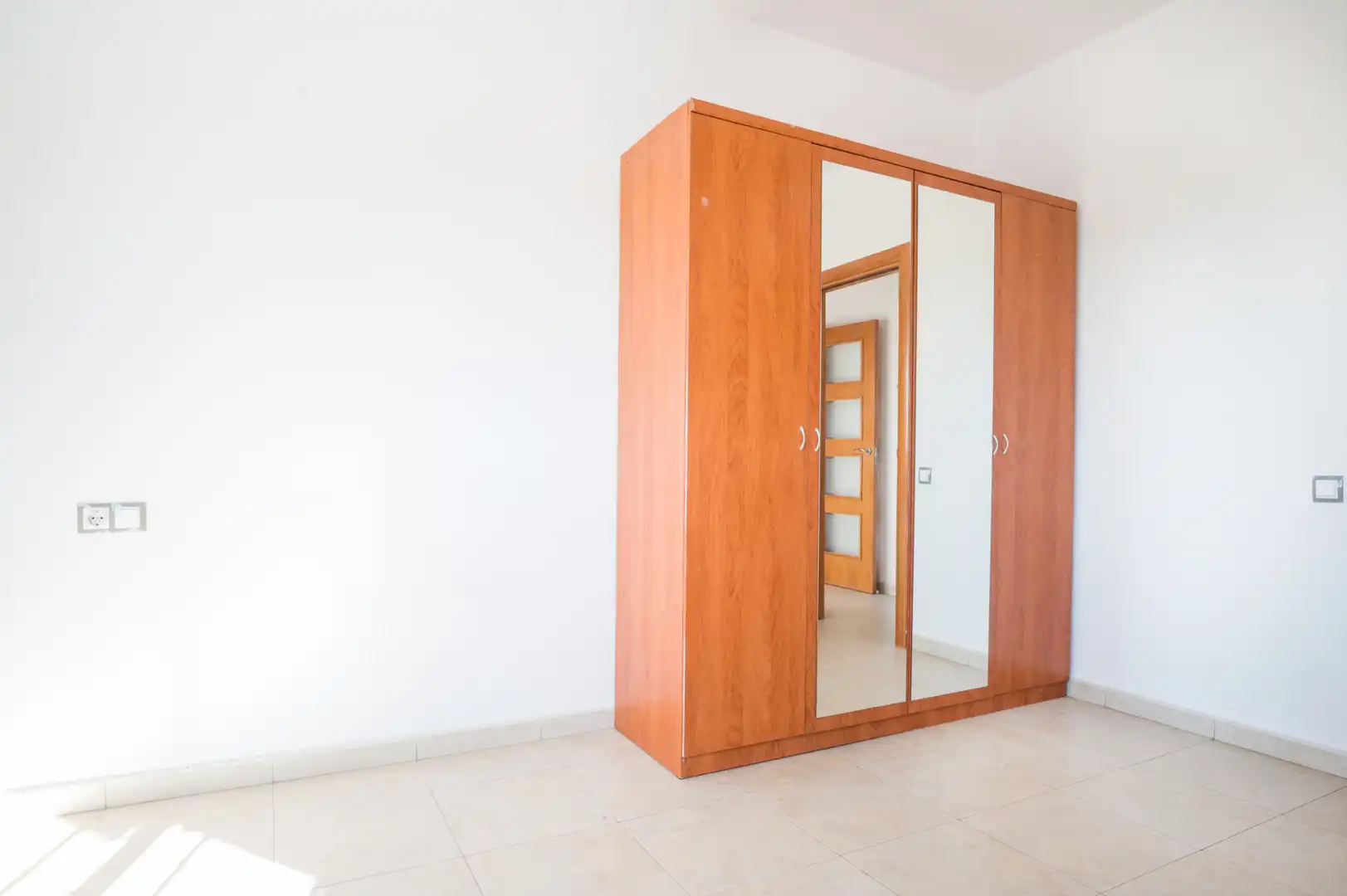 Schlafzimmer von Wohnung zum Verkauf in Terrassa mit Klimaanlage, Heizung und Abstellraum