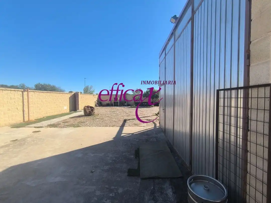 Residencial en venda en Novés