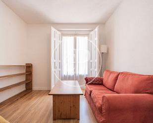 Bedroom of Flat to rent in  Madrid Capital  with Heating, Furnished and Balcony