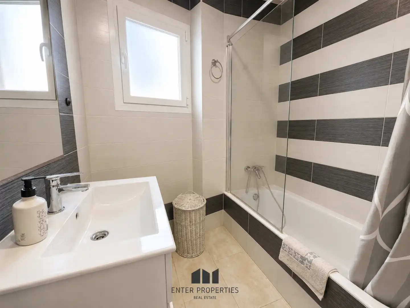 Baño de Piso en venta en Teulada con Aire acondicionado y Calefacción