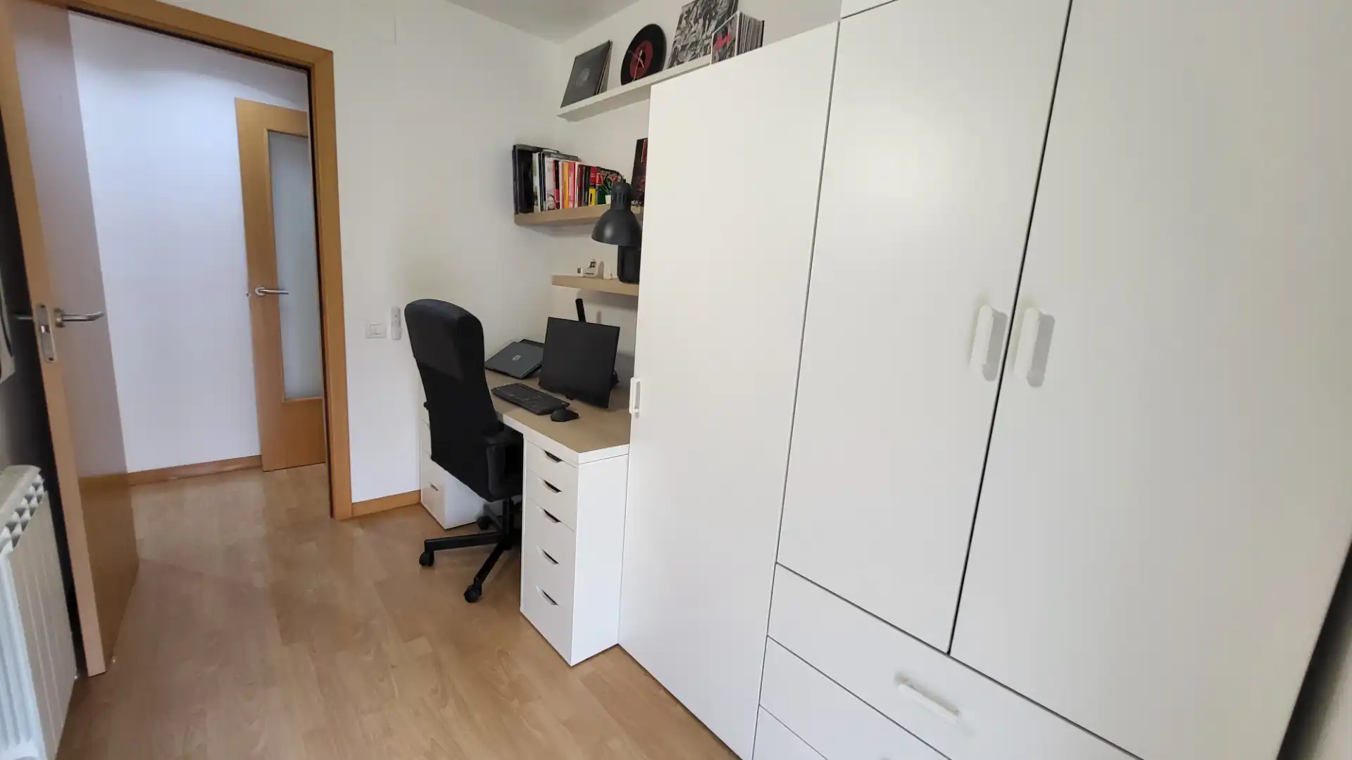 Habitación de Piso en venta en Cerdanyola del Vallès con Aire acondicionado, Calefacción y Parquet