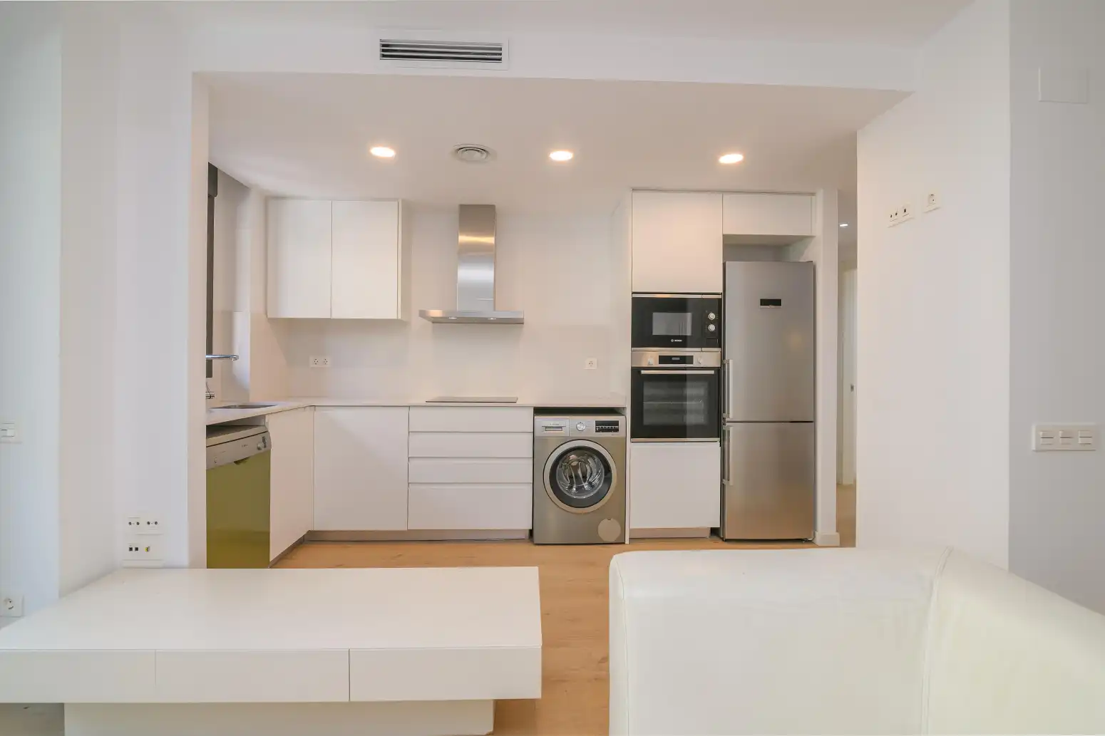 Kitchen of Flat for sale in Sant Boi de Llobregat  with Air Conditioner, Heating and Balcony