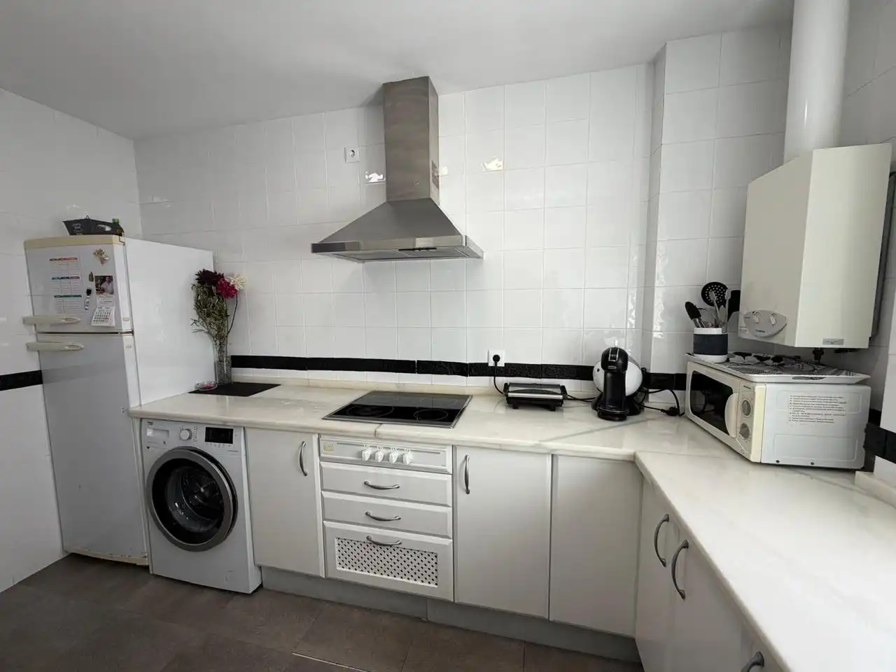 Kitchen of Flat for sale in Sanlúcar de Barrameda  with Air Conditioner, Terrace and Furnished