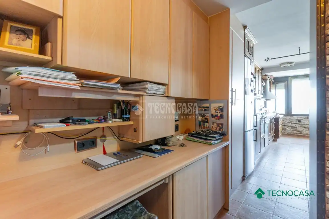 Kitchen of Flat for sale in Roquetas de Mar