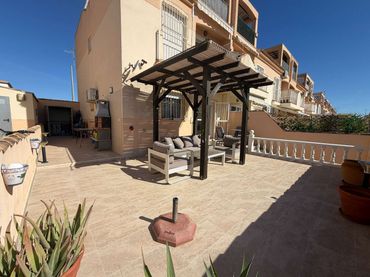 Mini appartamento con piscina in vendita a Orihuela Costa