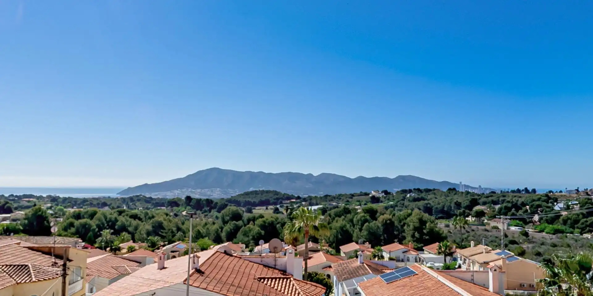 Exterior view of Houses for sale in L'Alfàs del Pi  with Private garden, Storage room and Swimming Pool