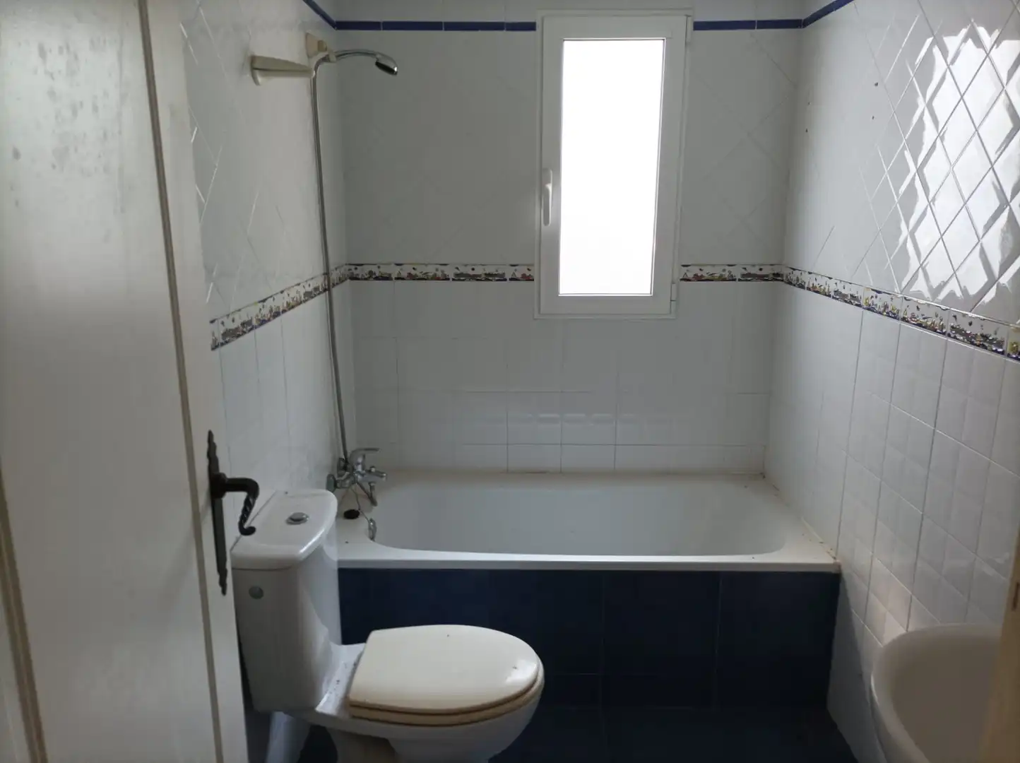 Badezimmer von Haus oder Chalet zum Verkauf in Cartagena mit Privatgarten und Gemeinschaftspool