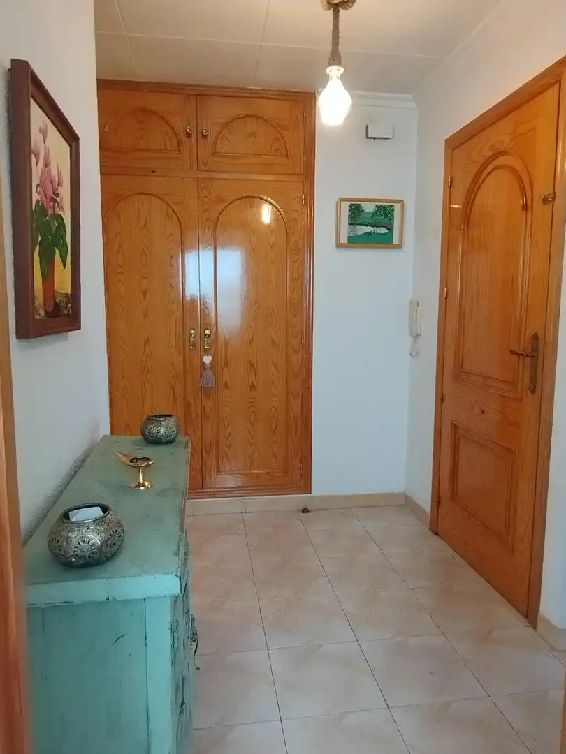 Piso para compartir en Ayora