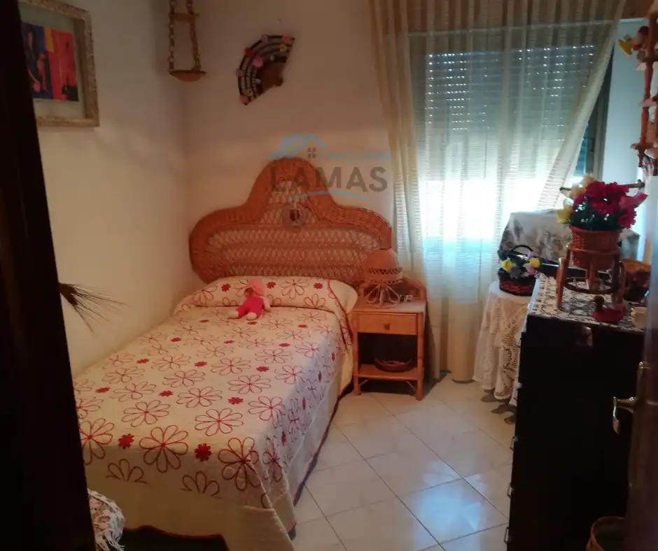 Habitación de Casa o chalet en venta en Peraleda de la Mata con Amueblado y Balcón