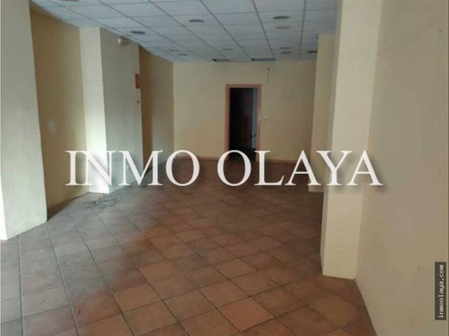 Local comercial en Alquiler en Sant Adriá Nord