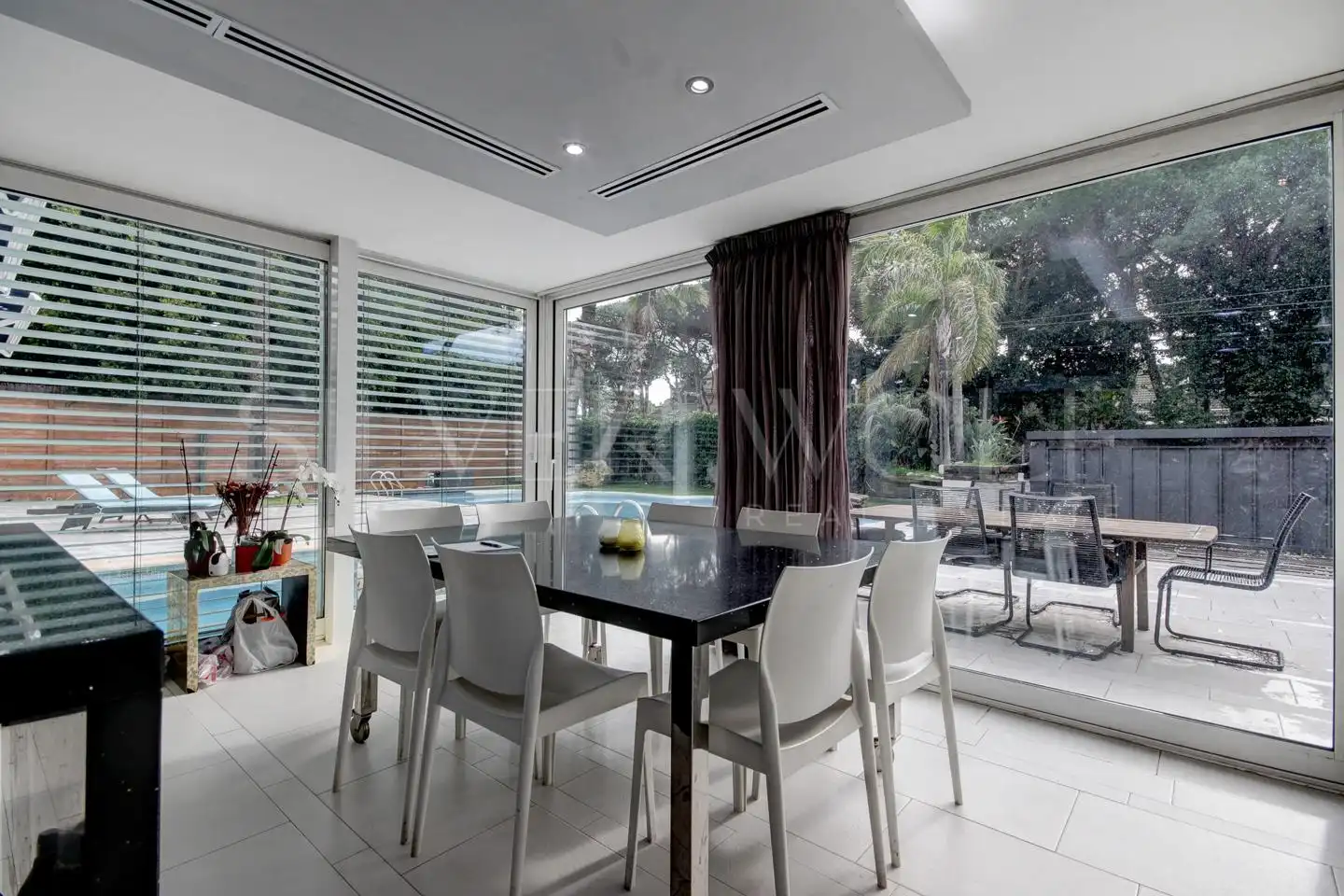Dining room of Houses for sale in Castelldefels  with Air Conditioner, Heating and Private garden