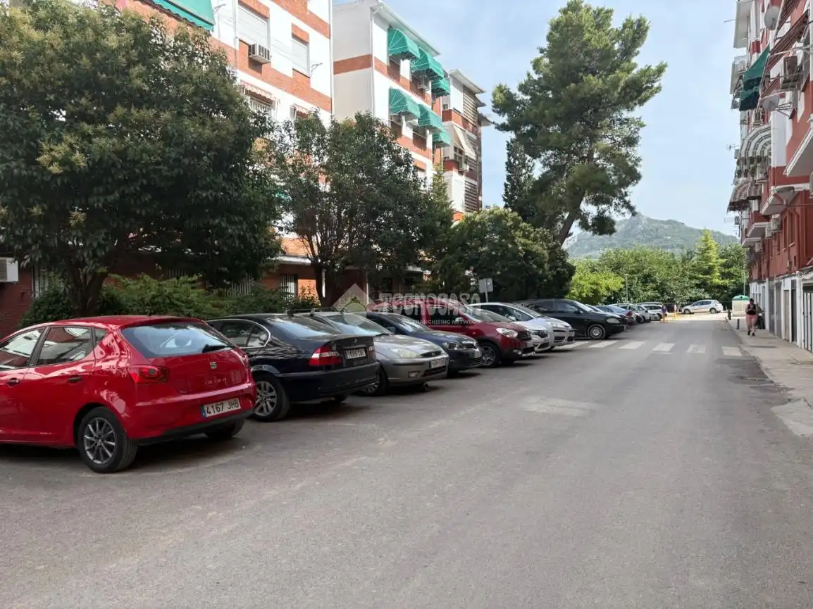 Parking de Piso en venta en Jaén