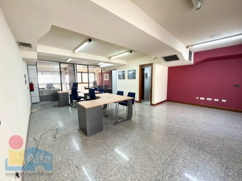 Office for sale in Vigo   with Alarm