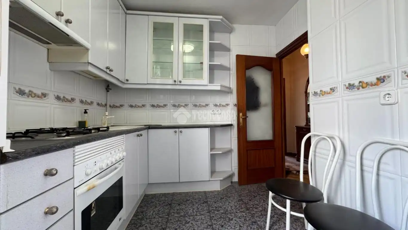 Flat for sale in Vicálvaro, imagen 2