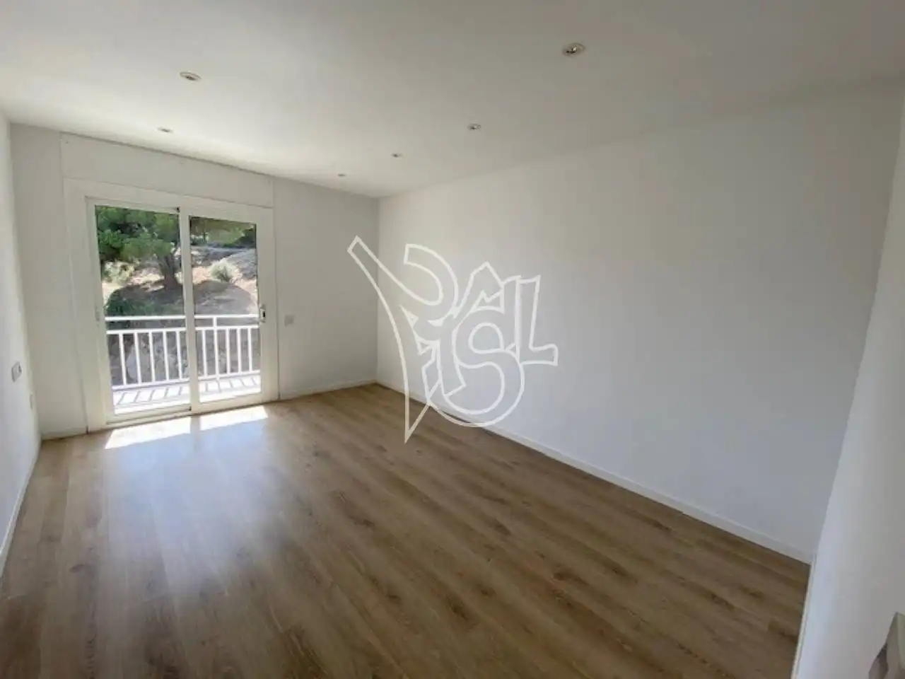 Schlafzimmer von Wohnung zur Miete in Canet de Mar mit Klimaanlage, Heizung und Balkon