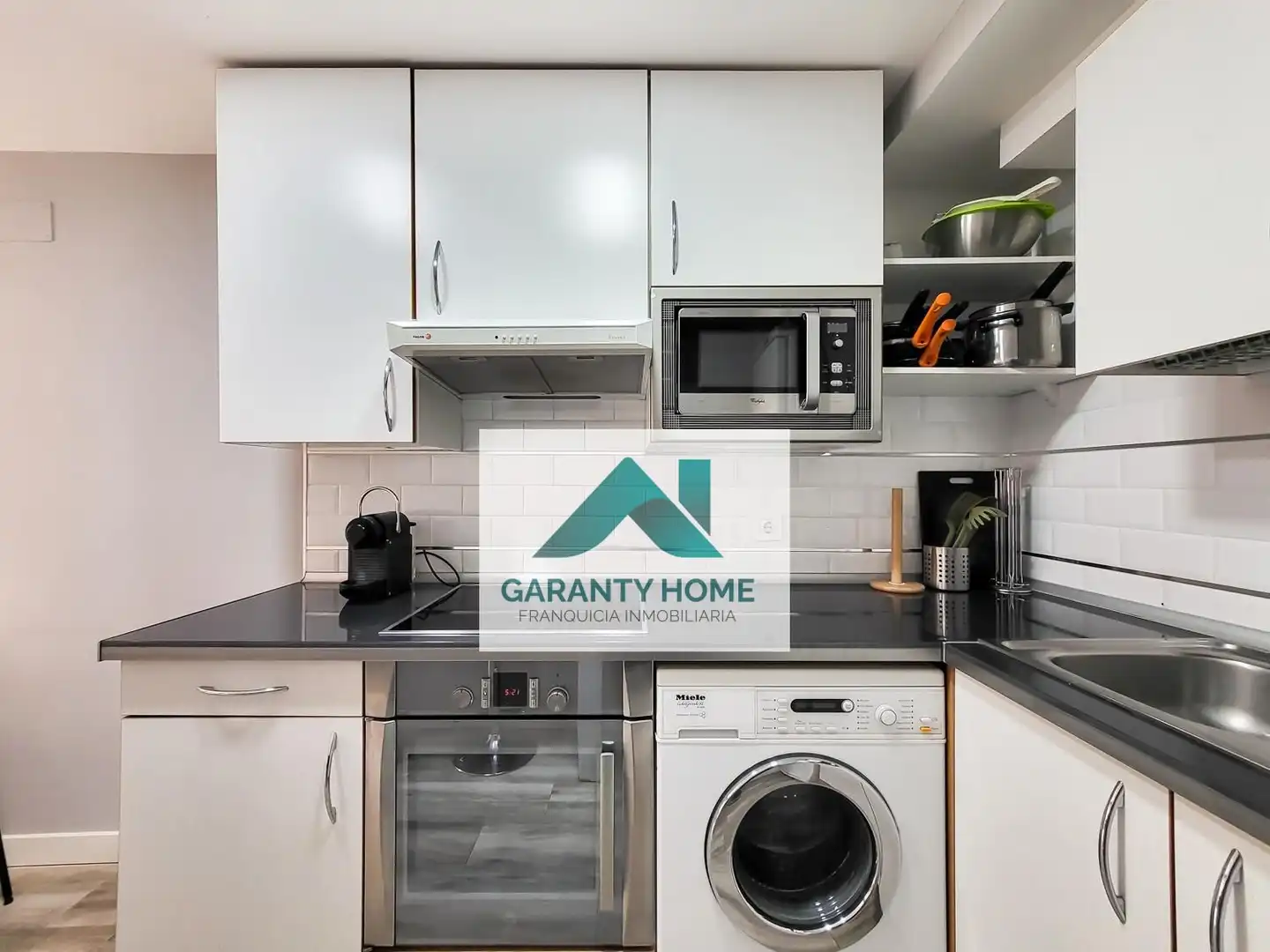 Cocina de Apartamento de alquiler en Villanueva de la Cañada con Aire acondicionado, Jardín privado y Terraza