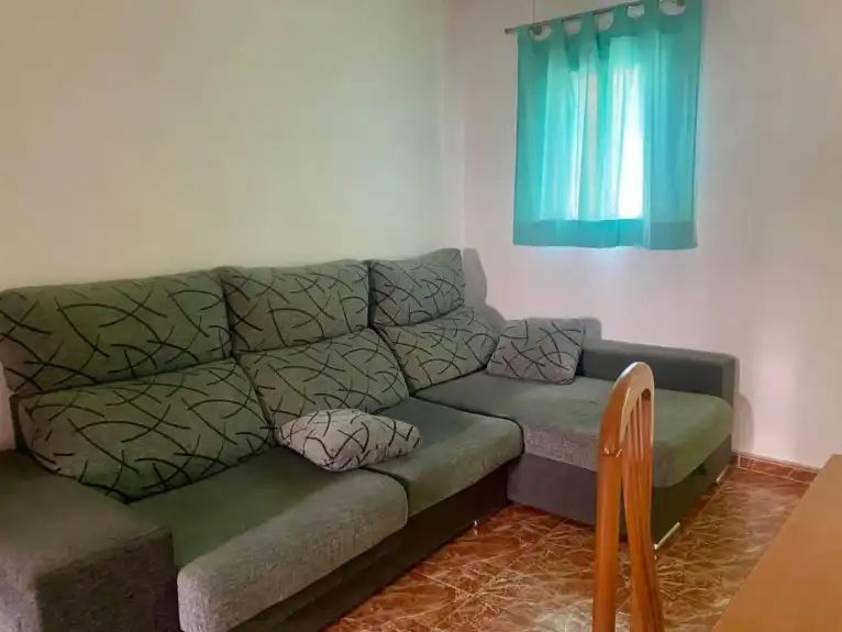 Ground floor for rent in El Cabanyal - El Canyamelar