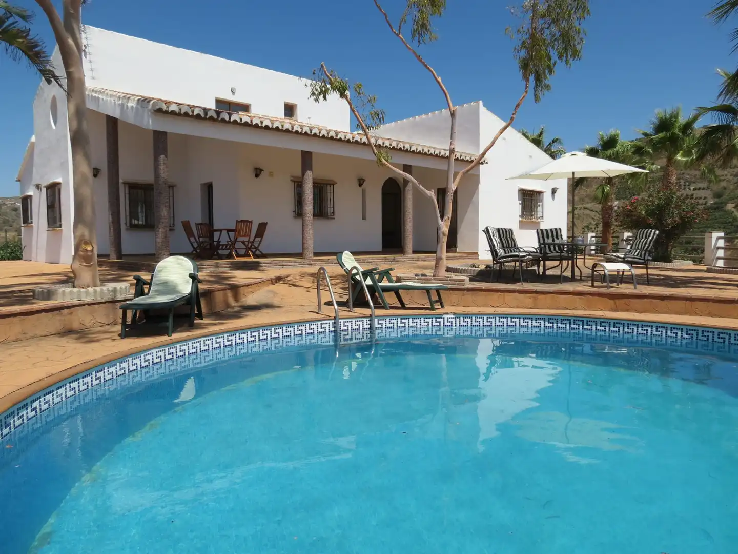 Casa o chalet de alquiler en Carretera Vélez-Málaga, 2, Norte - Barrio del Pilar - El Reñidero