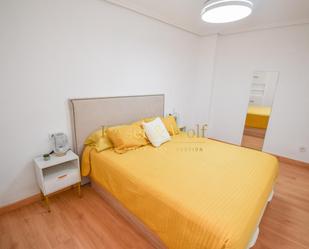 Bedroom of Flat to rent in Santa Pola