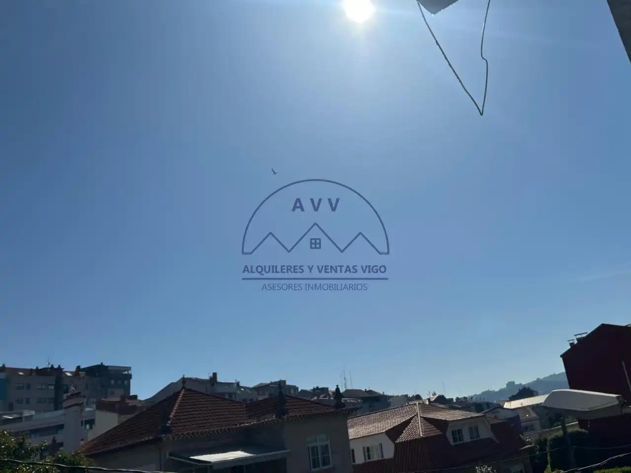 Vista exterior de Piso en venta en Vigo  con Calefacción y Balcón