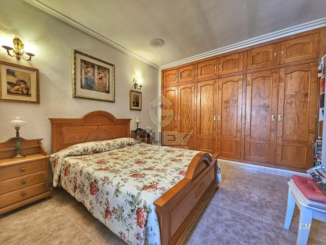 Dormitori de Casa o xalet en venda en Cáceres amb Calefacció i Moblat