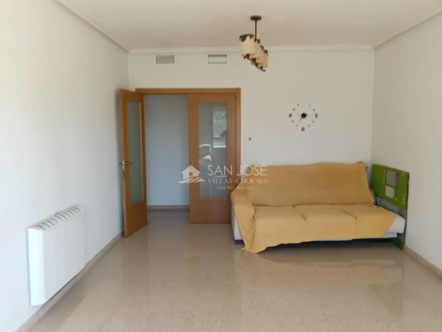 Sala de estar de Piso en venta en Aspe con Terraza, Trastero y Balcón