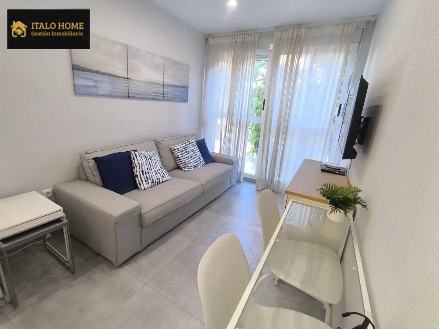 Sala de estar de Piso de alquiler en  Murcia Capital con Aire acondicionado y Amueblado