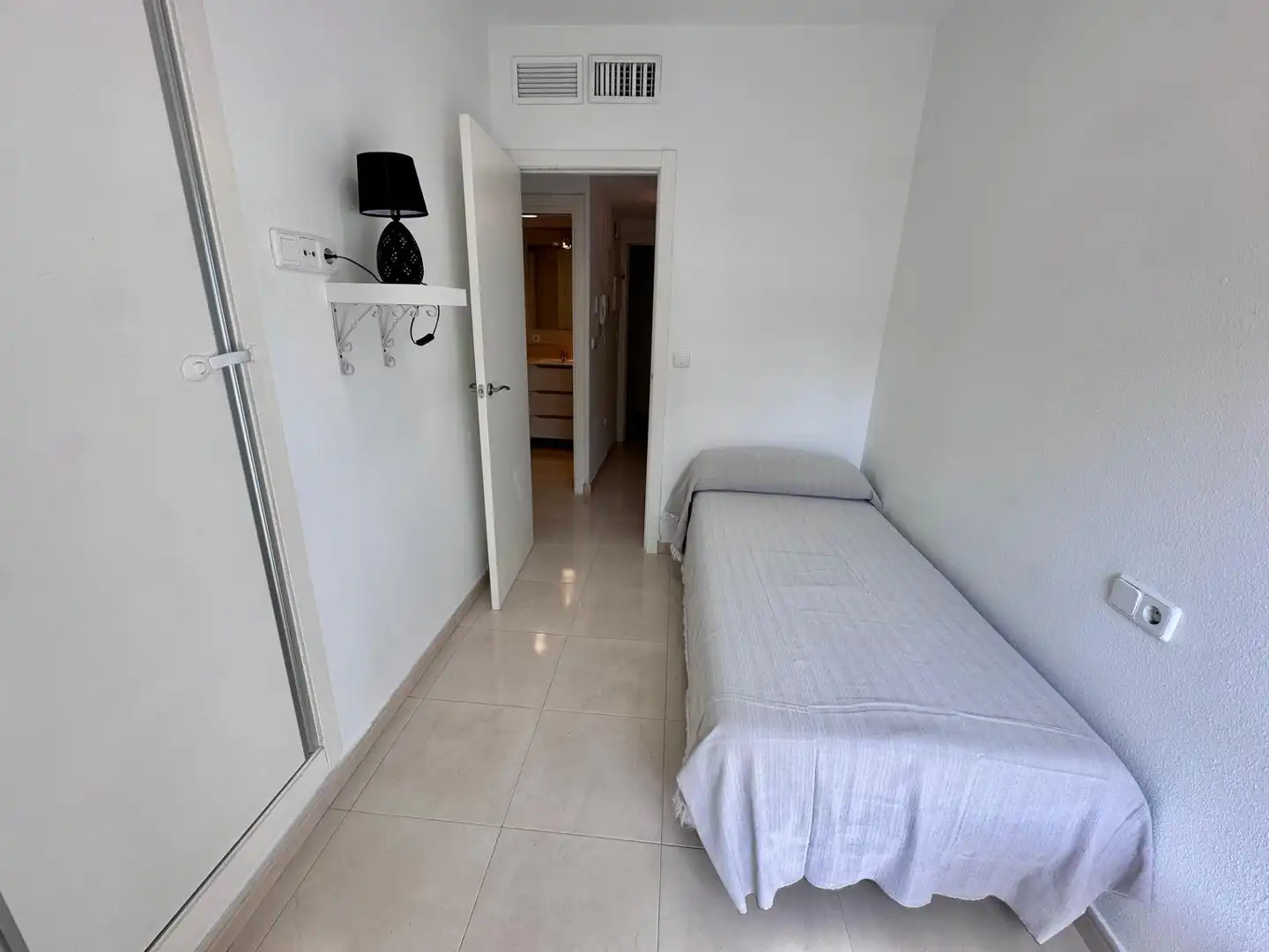 Schlafzimmer von Wohnung zur Miete in Cartagena ciudad
