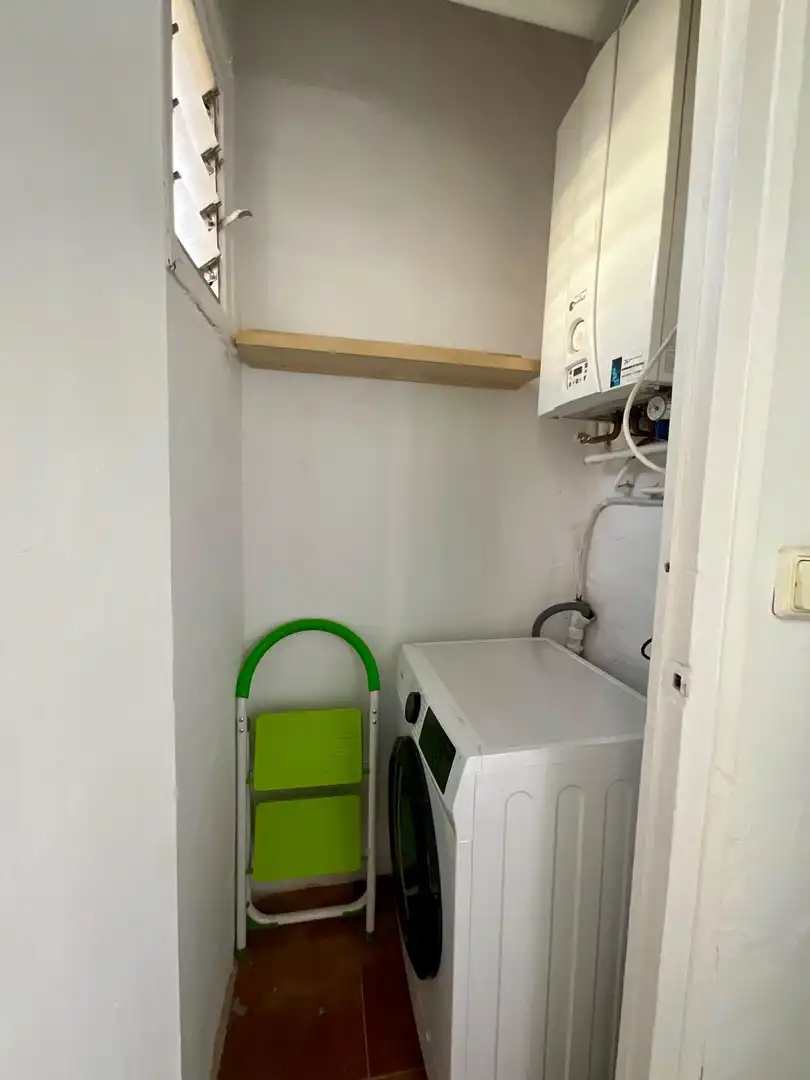 Piso con terraza en venta en Calle MARINA, imagen 33