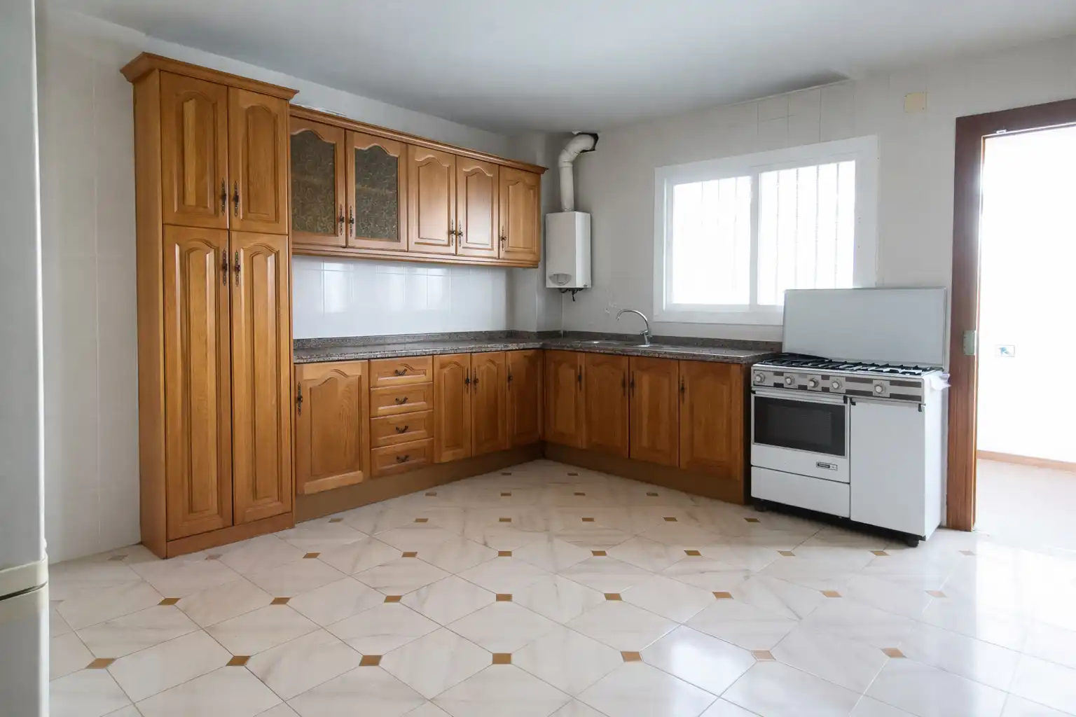 Chalet con jardín en venta en Calle Martín Torrecilla, imagen 5