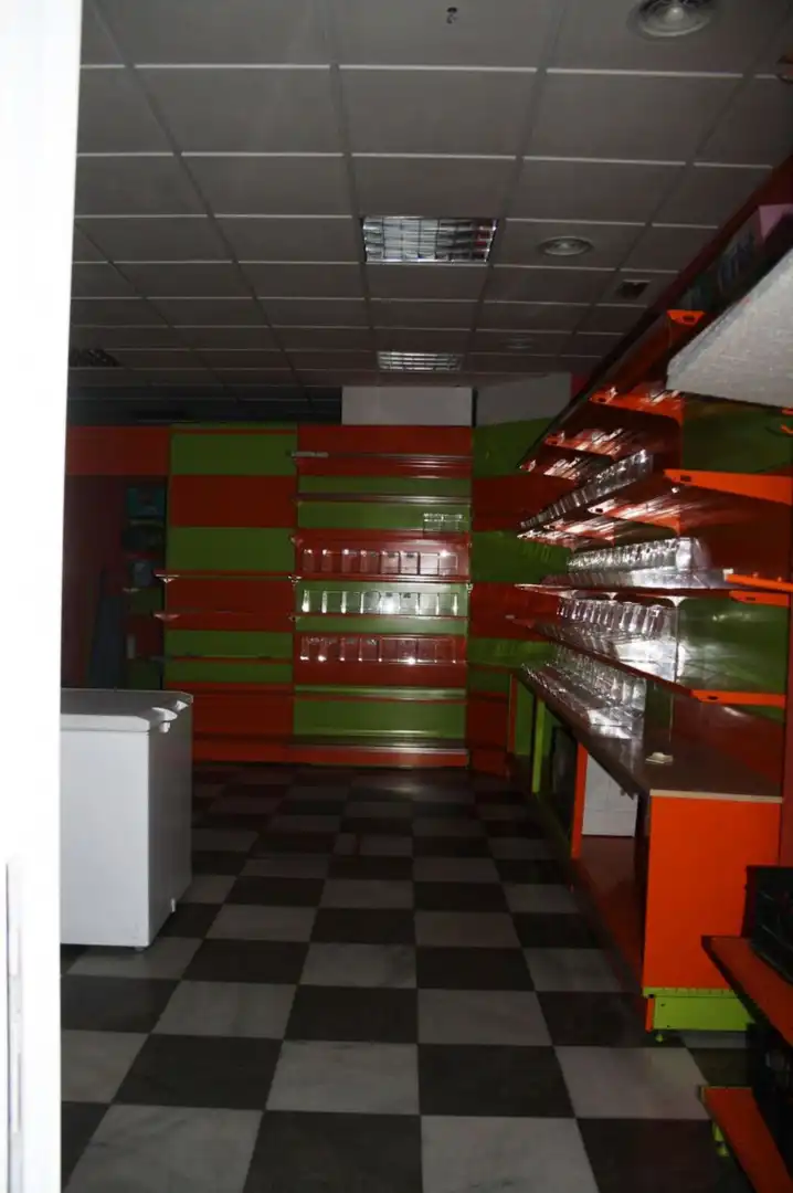 Commercial properties for rent in Bormujos  with Air Conditioner