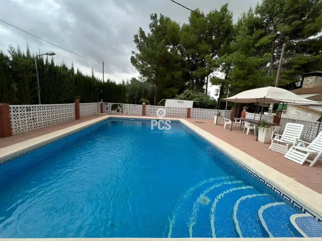 Detached house with pool for sale in Calle Morti S/N