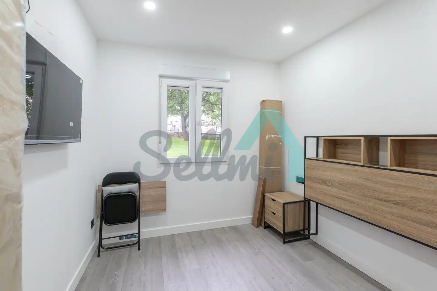 Habitación de Planta baja en venta en Gijón  con Calefacción, Jardín privado y Trastero
