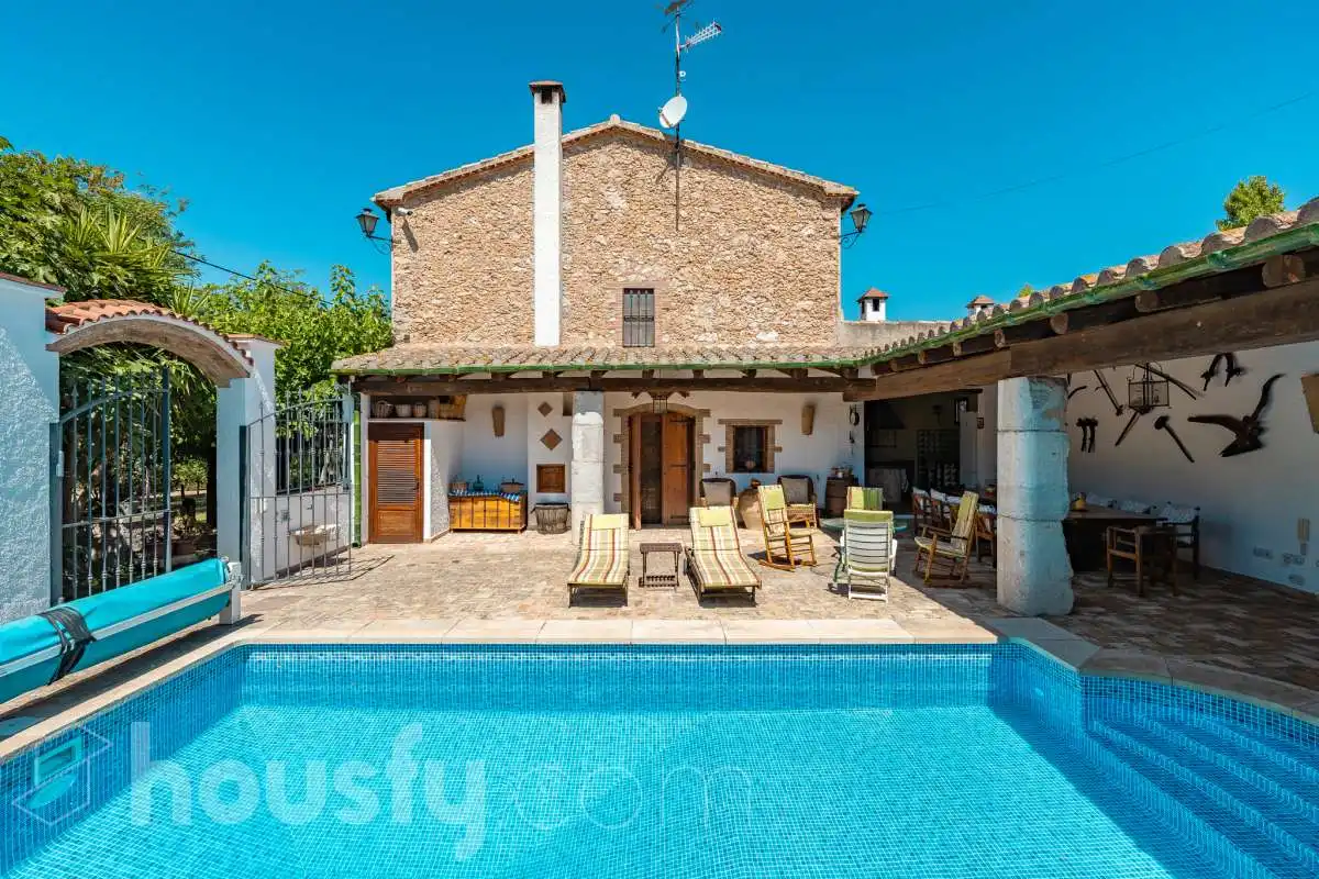 Vista exterior de Casa o chalet en venta en Castellví de la Marca con Jardín privado, Terraza y Trastero
