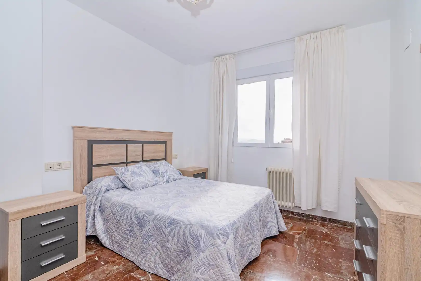Flat for rent in Avda. Federico Garcia Lorca - Nueva Estación Autobuses