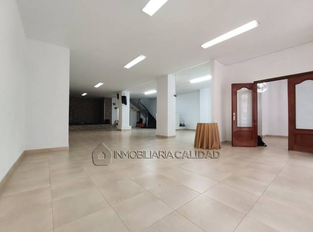 Local comercial en Alquiler en Gamonal - San Bruno - G9