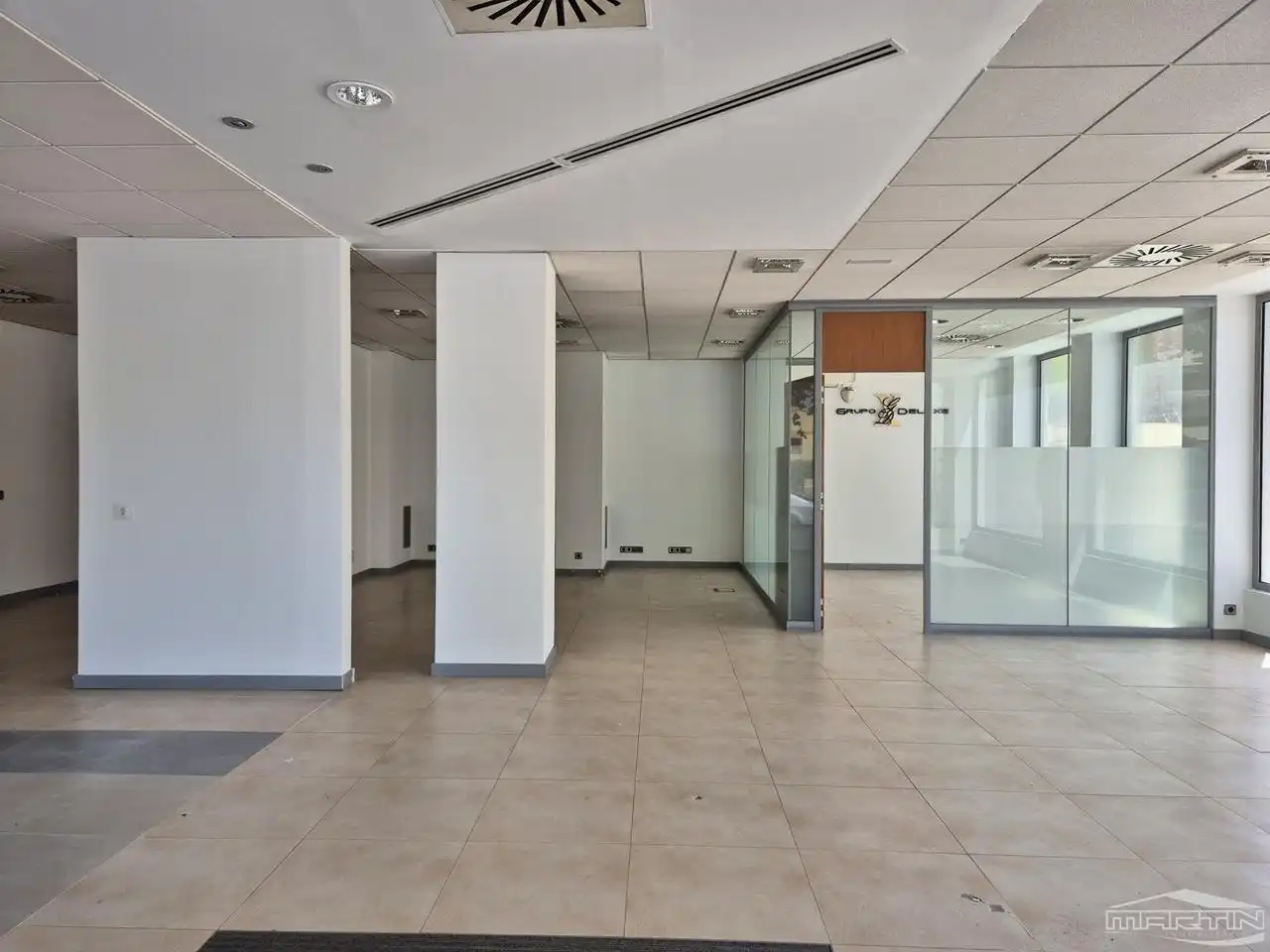 Local en venta en Lucena