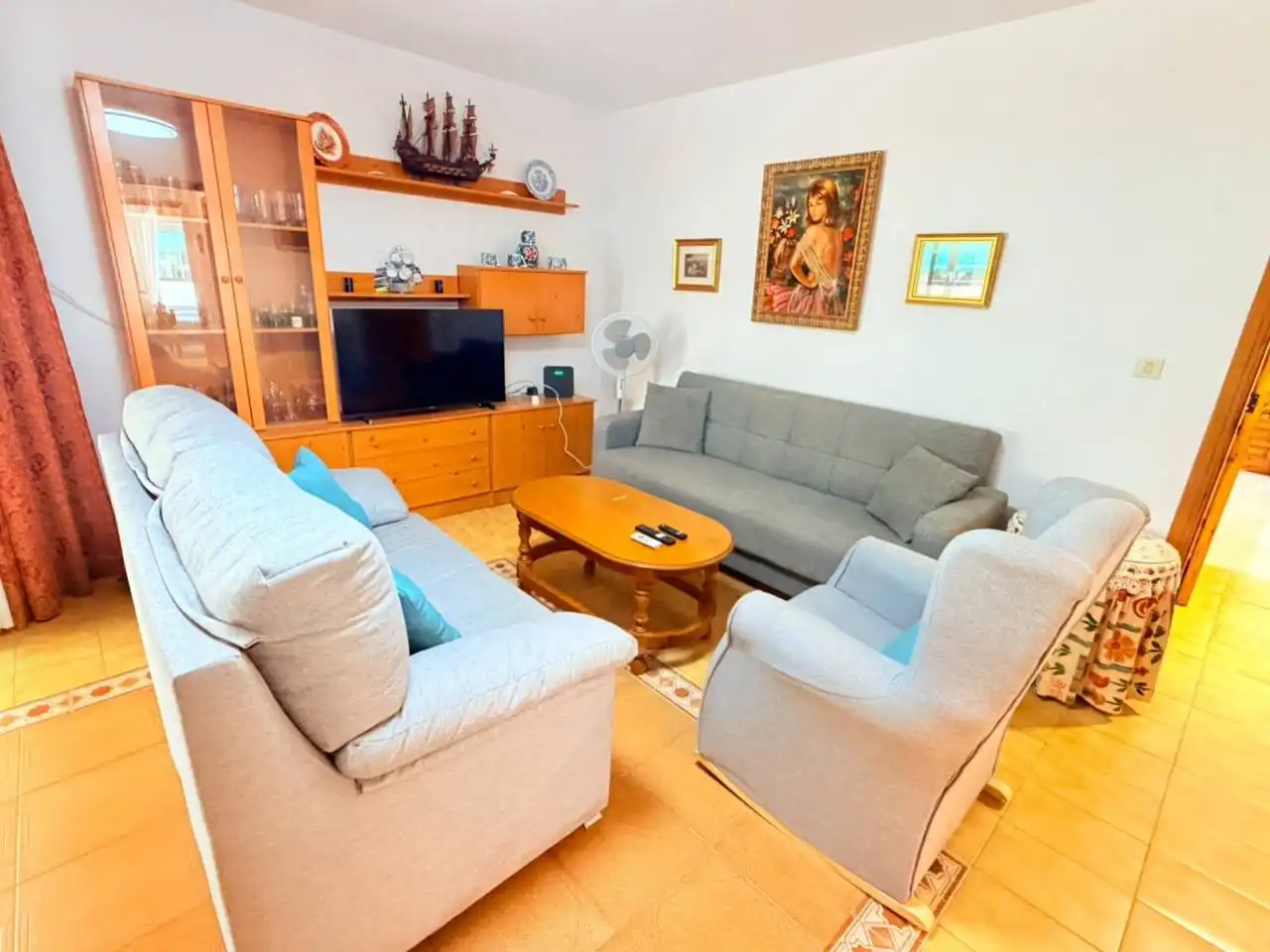 Apartment with pool to rent in Calle Amelia Sánchez Alcázar 1, imagen 5