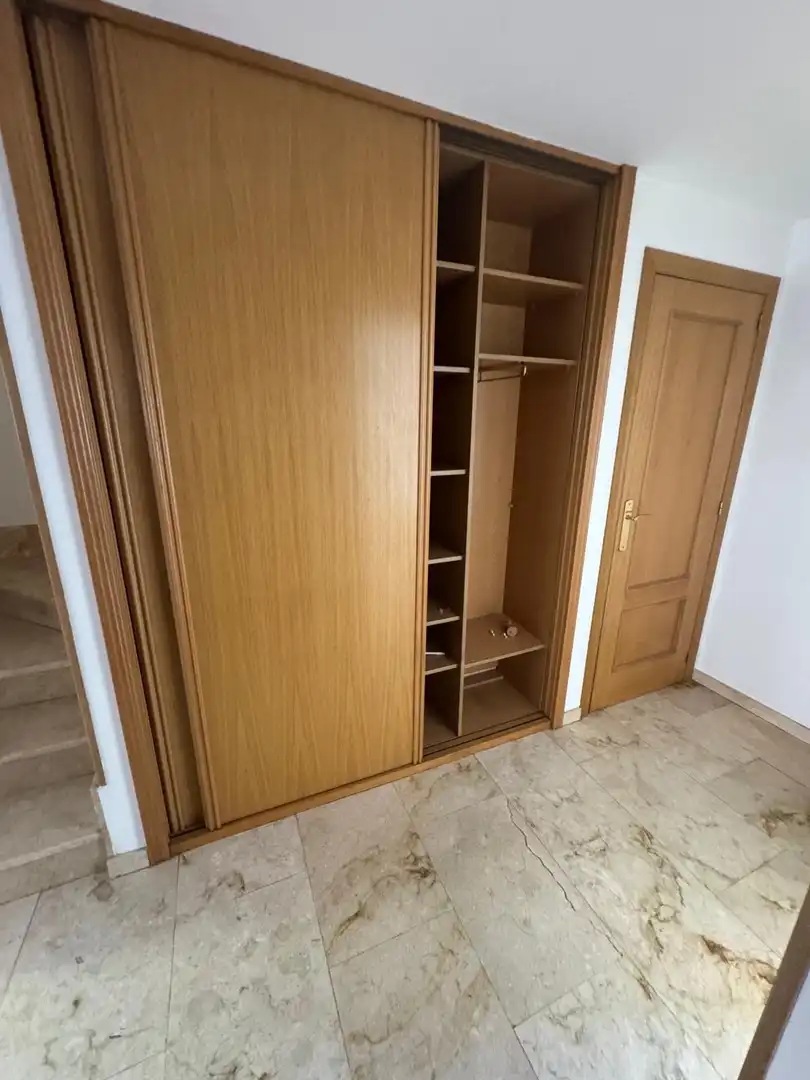 Habitación de Casa adosada en venta en Arroyo de la Encomienda con Calefacción, Terraza y Trastero