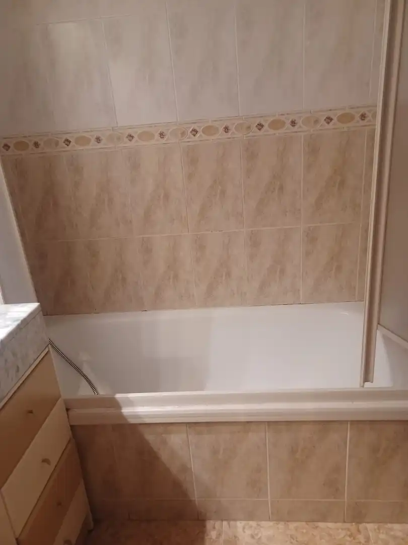 Baño de Ático en venta en Sant Andreu de la Barca con Calefacción, Terraza y Trastero