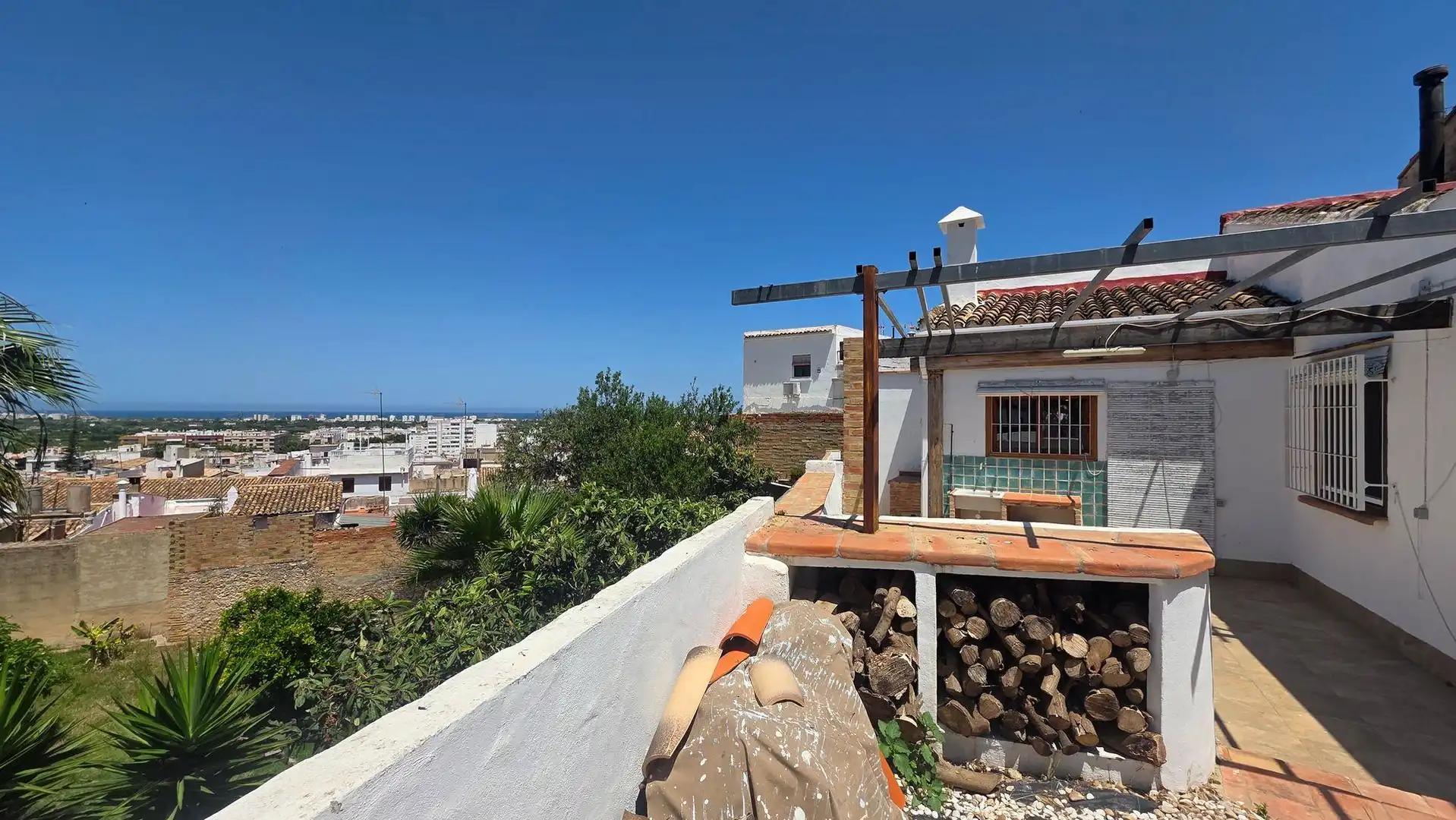 Vista exterior de Casa o chalet en venta en Oliva con Calefacción, Jardín privado y Terraza