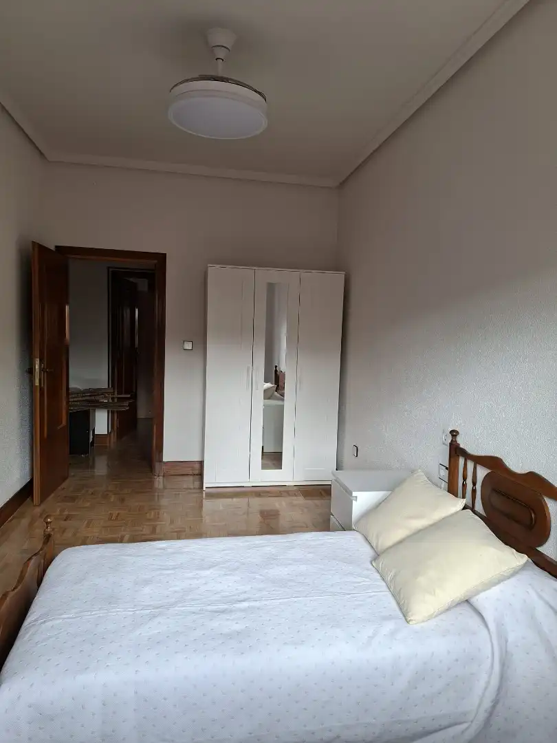 Habitación de Piso de alquiler en Guadalajara con Calefacción, Parquet y Terraza