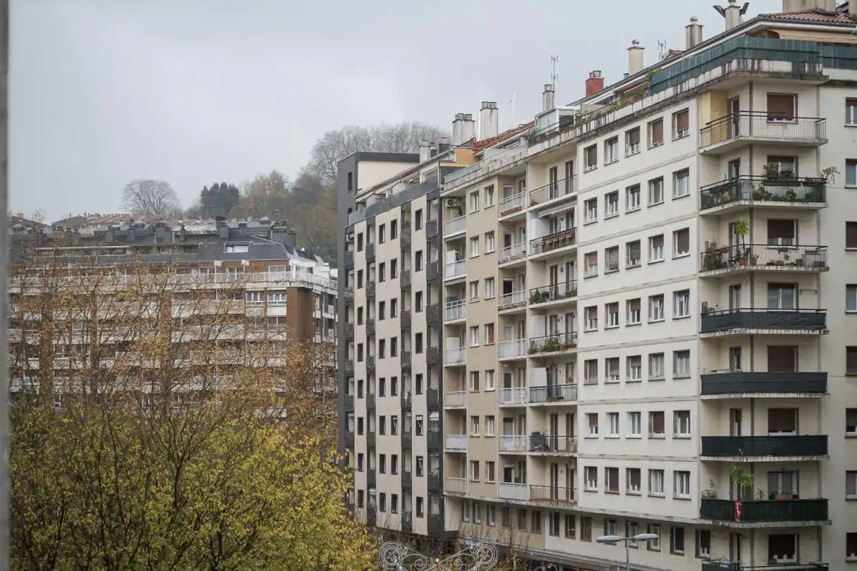 Vista exterior de Piso en venta en Donostia - San Sebastián  con Calefacción, Trastero y Amueblado