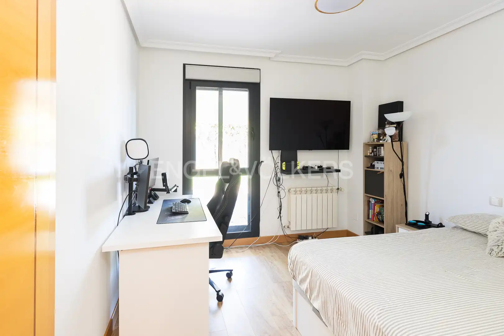 Habitación de Piso en venta en San Sebastián de los Reyes con Aire acondicionado, Calefacción y Jardín privado