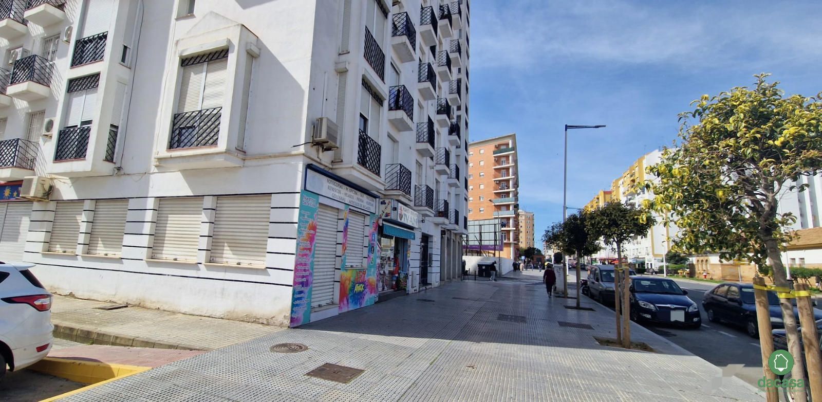 Vista exterior de Local en venda en  Huelva Capital amb Aire condicionat