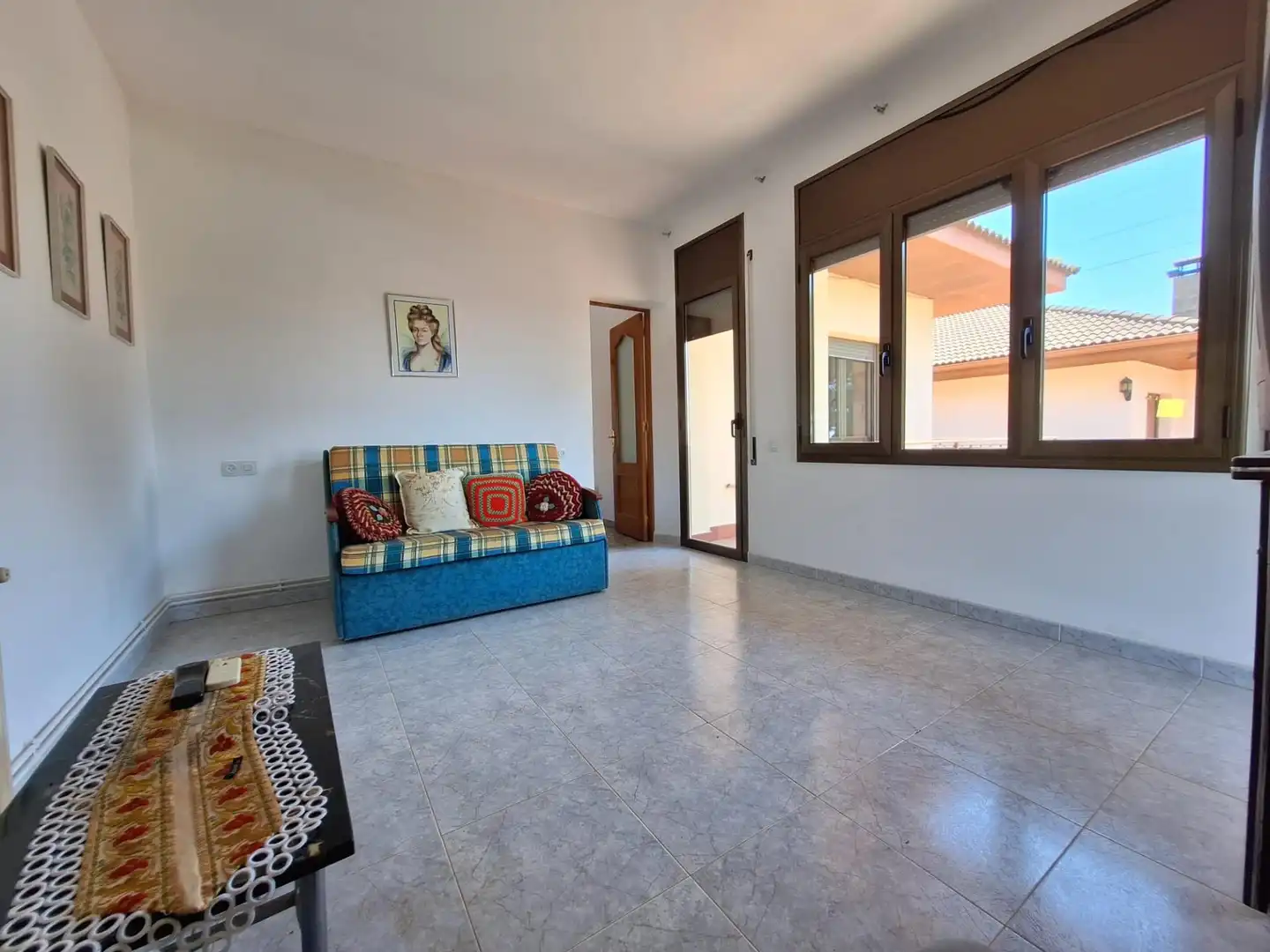 Sala de estar de Finca rústica en venta en Castellar del Vallès con Calefacción, Jardín privado y Terraza