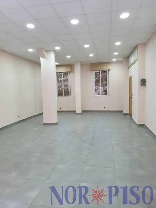 Local comercial en venda a Ibaiondo, imagen 4