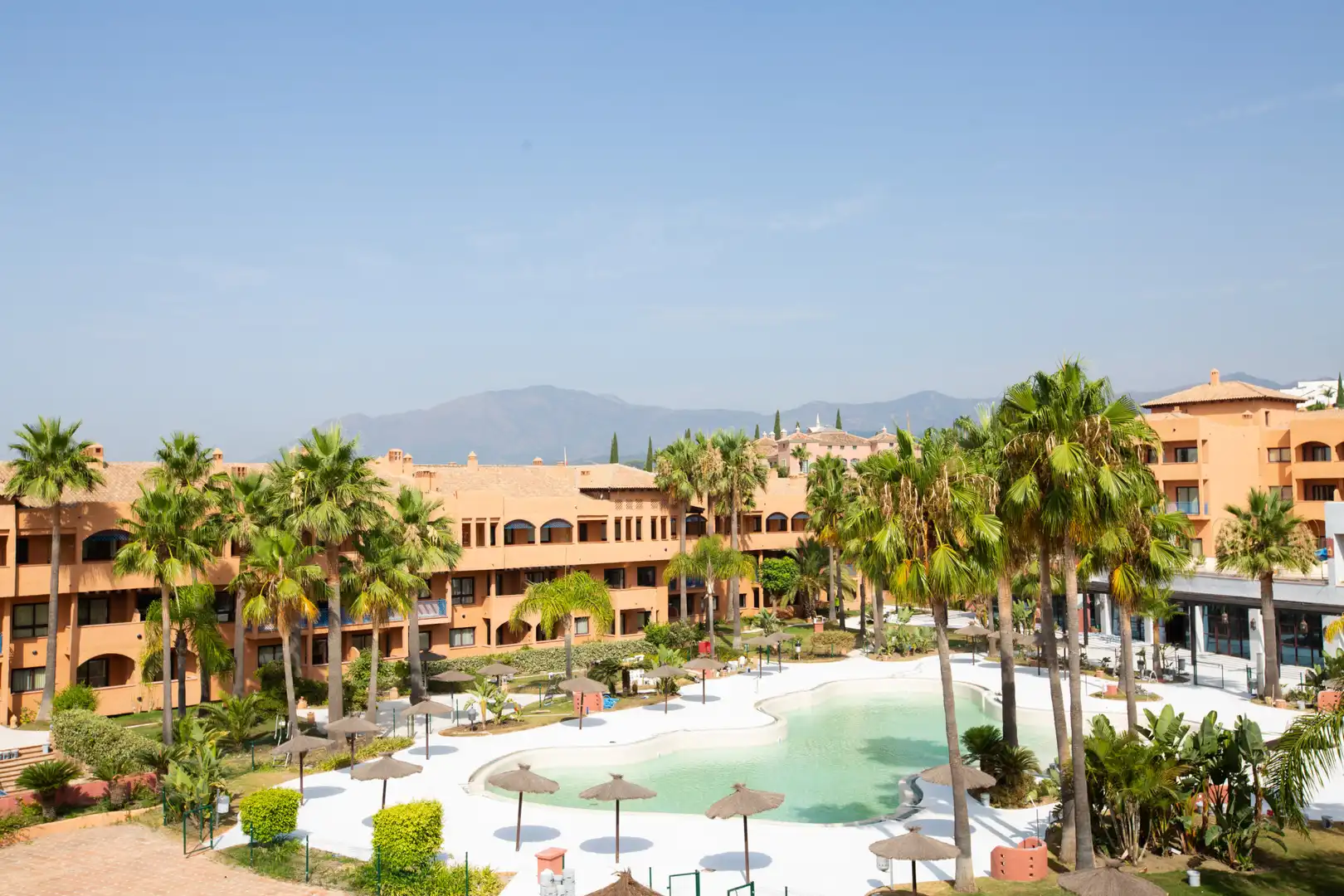 Apartments for sale in Estepona  with Air Conditioner, Terrace and Swimming Pool